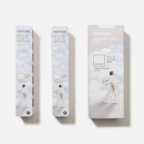 Довідник PANTONE TPG Fashion Home + Interiors + Dualities Color of the Year 2026 - Limited Edition FHIP110COY26 головна фотографія