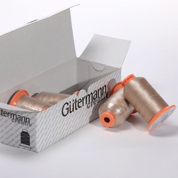Нитки Tera №180 Gutermann, 2000 м 735884 головна фотографія