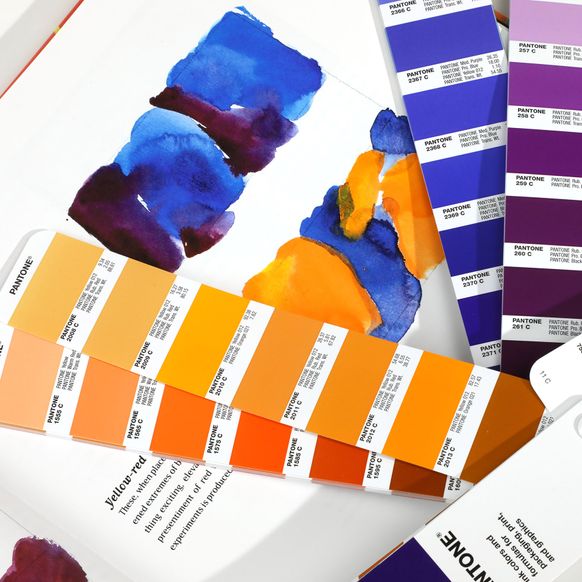 Каталог цветов PANTONE Formula Guide Set Coated & Uncoated для полиграфичных работ главное фото